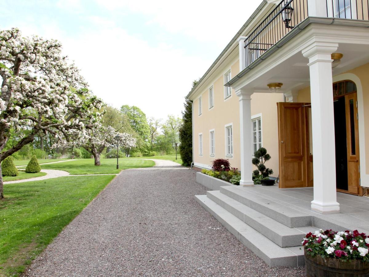 Soedertuna Slott Гнеста Экстерьер фото