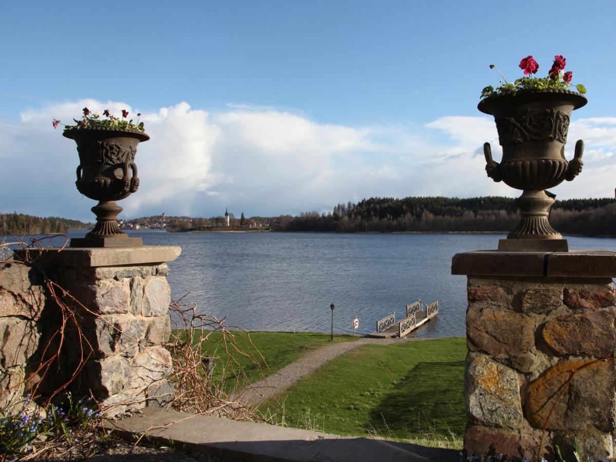 Soedertuna Slott Гнеста Экстерьер фото
