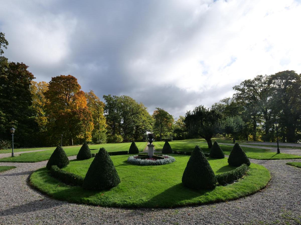 Soedertuna Slott Гнеста Экстерьер фото
